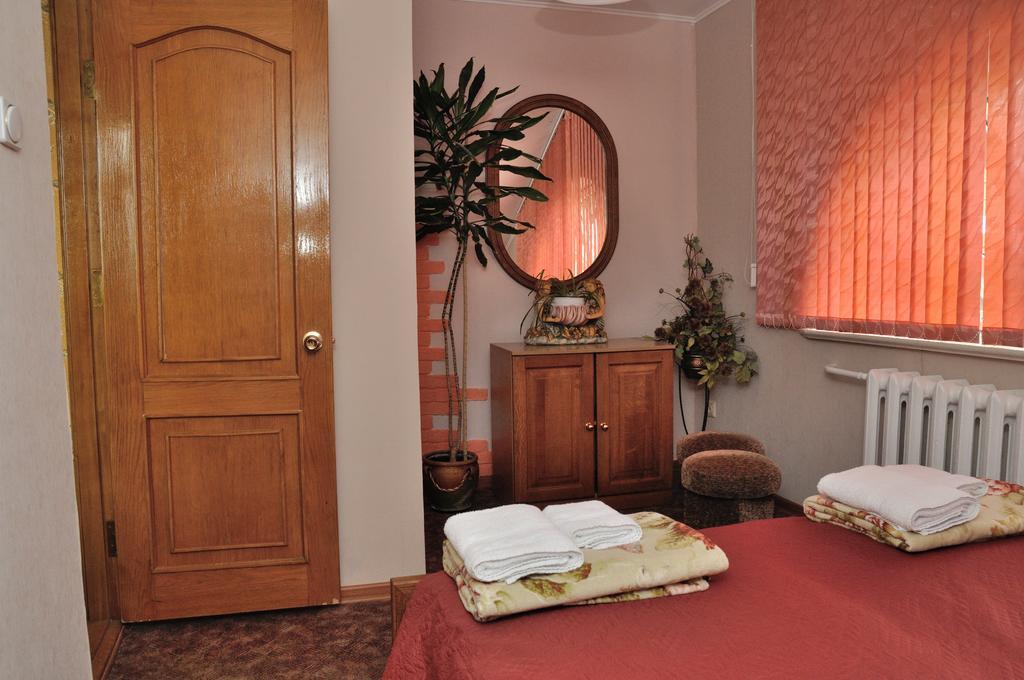 Zolota Pidkova Bed & Breakfast โคเวล ภายนอก รูปภาพ