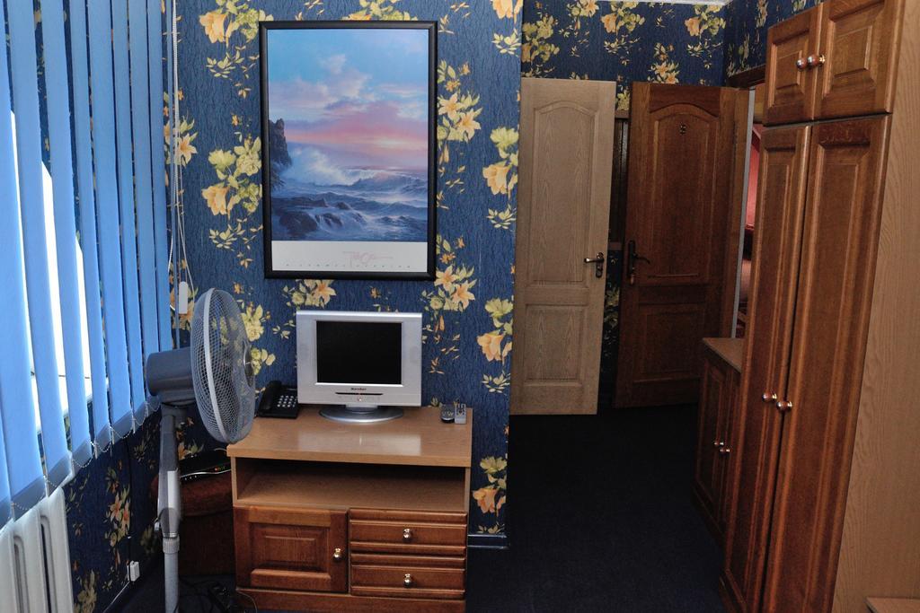 Zolota Pidkova Bed & Breakfast โคเวล ภายนอก รูปภาพ