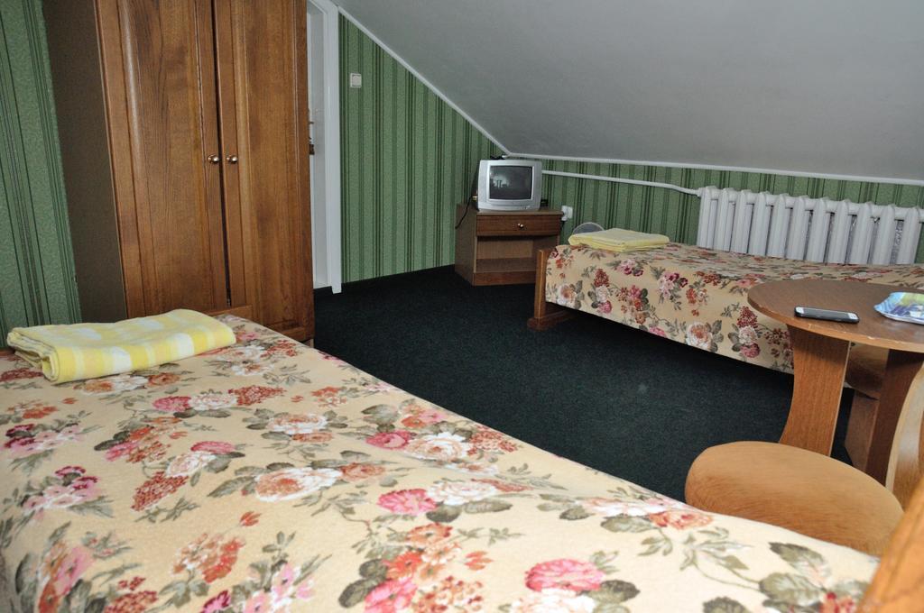 Zolota Pidkova Bed & Breakfast โคเวล ภายนอก รูปภาพ