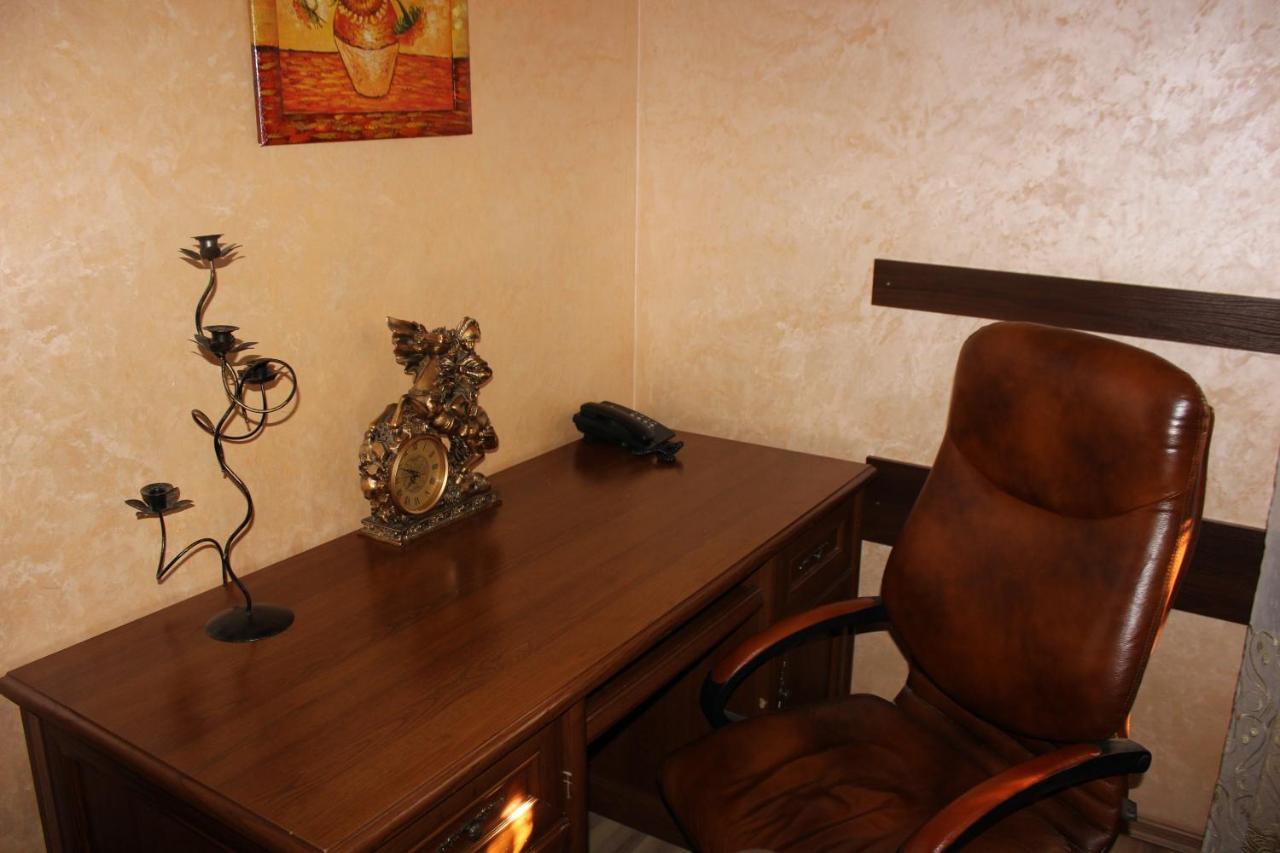 Zolota Pidkova Bed & Breakfast โคเวล ภายนอก รูปภาพ