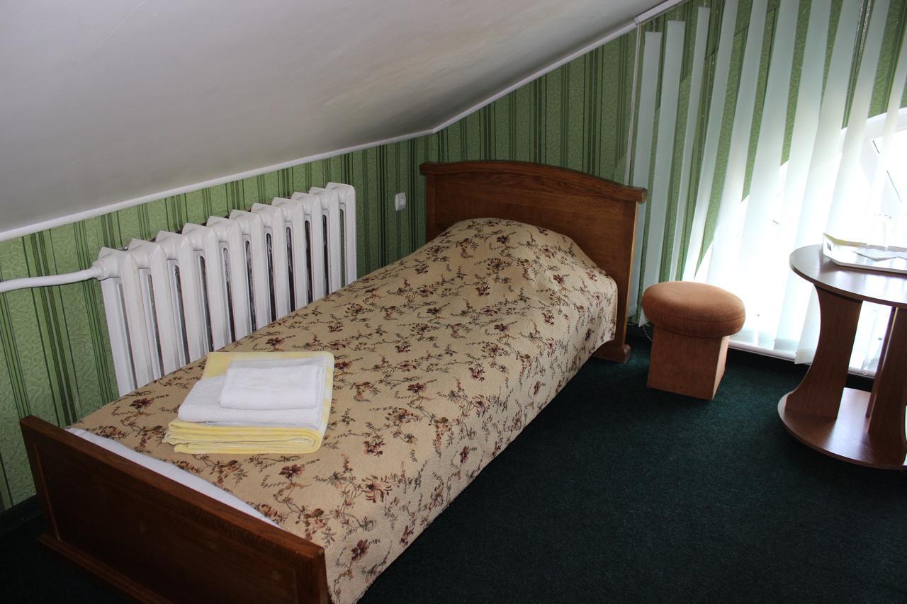 Zolota Pidkova Bed & Breakfast โคเวล ภายนอก รูปภาพ